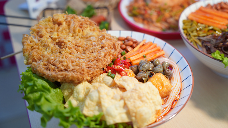 大学食堂加盟螺蛳粉店.jpg