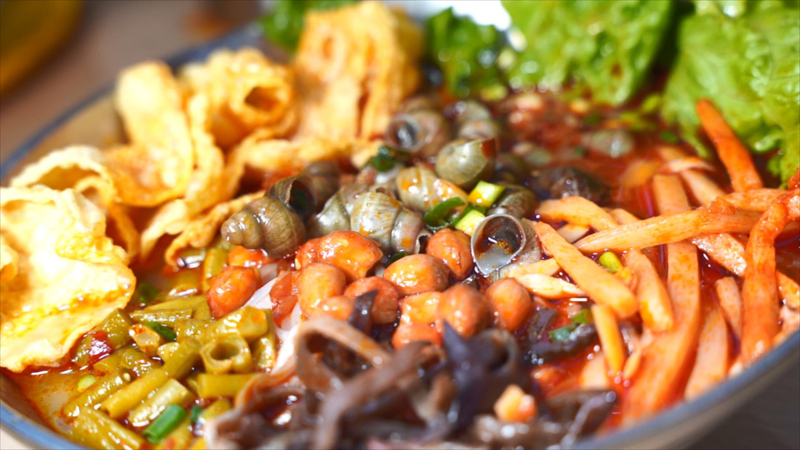 大学食堂加盟螺蛳粉开店.jpg