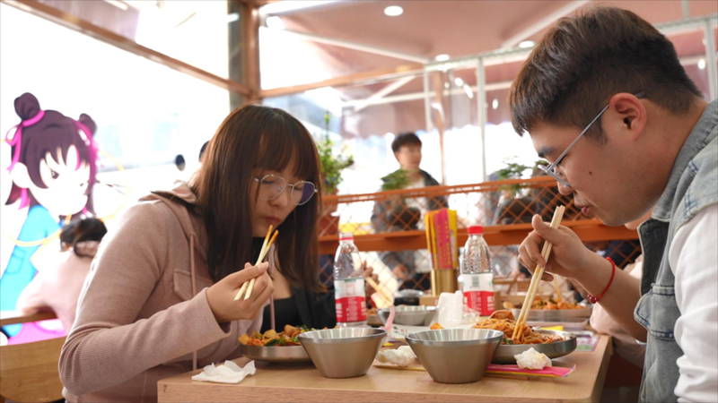 开螺蛳粉火锅加盟店.jpg 开螺蛳粉火锅加盟店.jpg