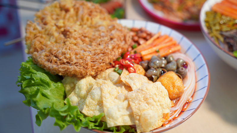 加盟一个螺蛳粉店.jpg 加盟一个螺蛳粉店.jpg