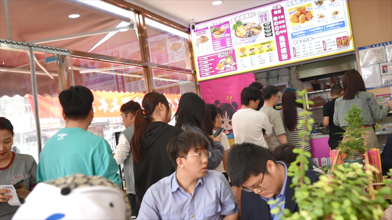 1柳州螺蛳粉火锅加盟开店.jpg 柳州螺蛳粉火锅加盟开店.jpg