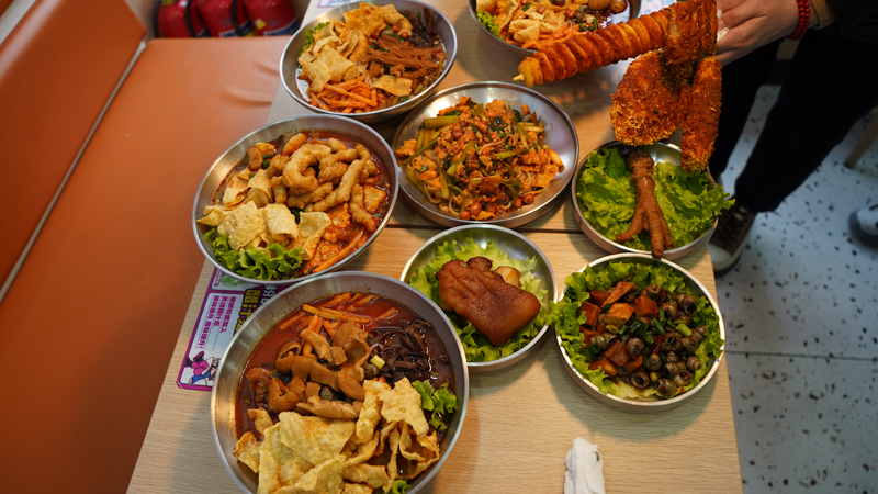 加盟柳州螺蛳粉连锁店.jpg